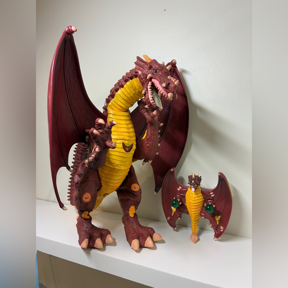 WowWee Hasbro Red Dragon Remote Control 16" Tall Lights Sounds Animal Tronics